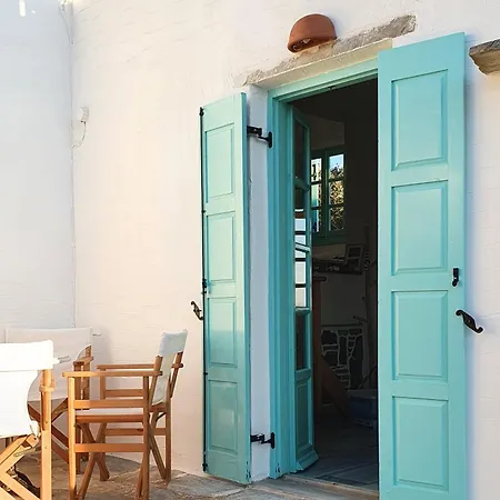 Casa Prima, * Andiparos